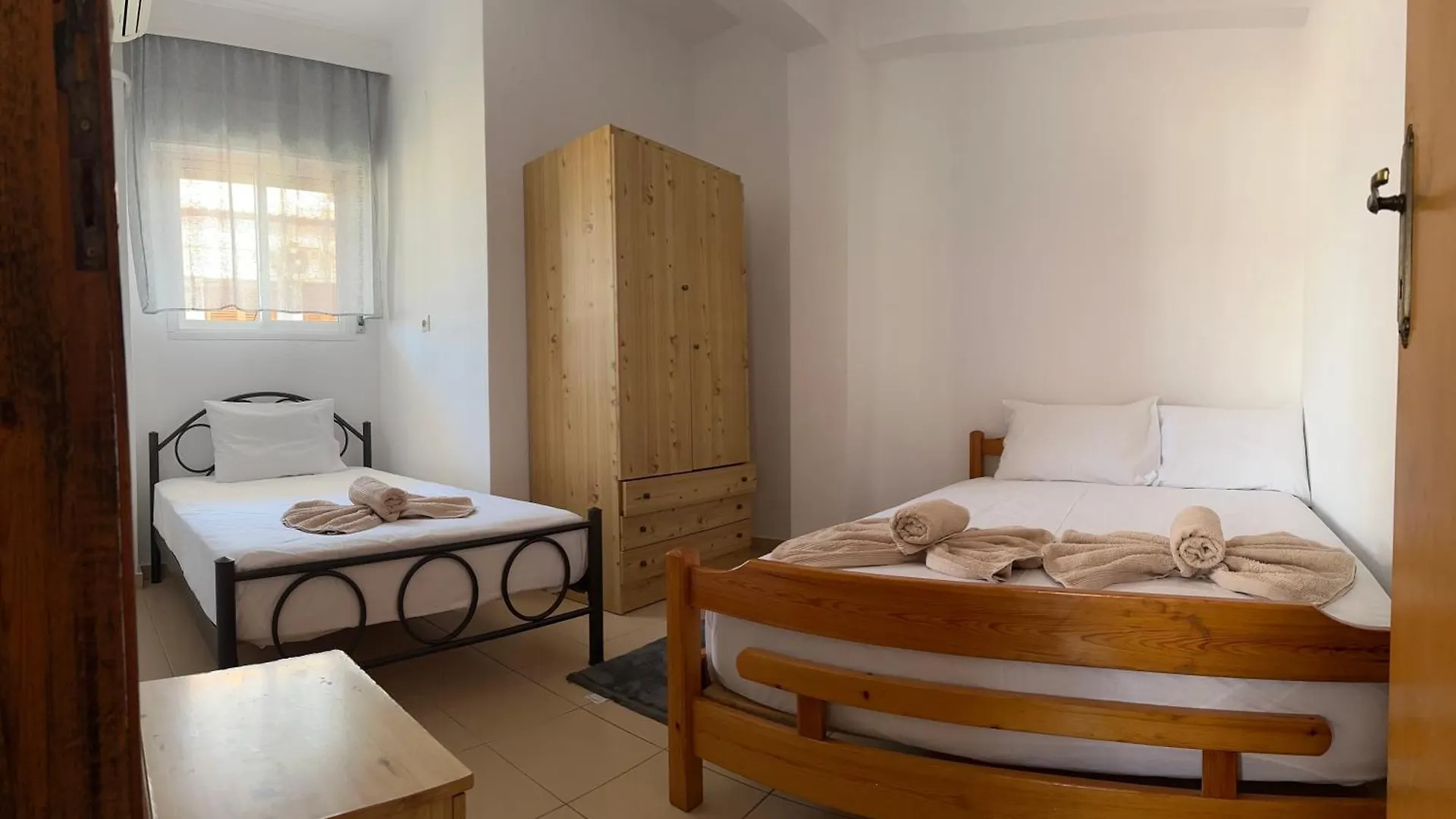 Tropical Apartment Flogita